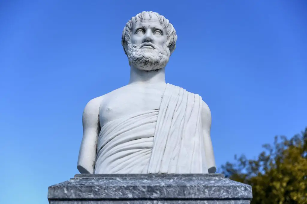 statue aristotle olympiada village halkidiki greece min